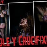 Pussy – Hole y Crucifixation